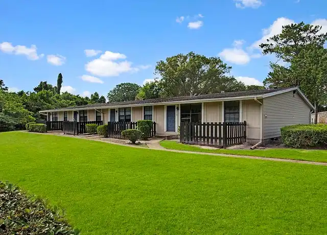 Property at 7785 Branchwood Ln, Winter Park, FL, 32792, 1-2 bed, 1 bath, [object Object]