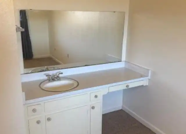 Property at 1047 E Main St, Turlock, CA, 95380, 2 beds, 2 baths, [object Object]