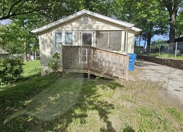 Property at 128 S High St, Sugar Creek, MO, 64054, 2 beds, 1 bath, [object Object]