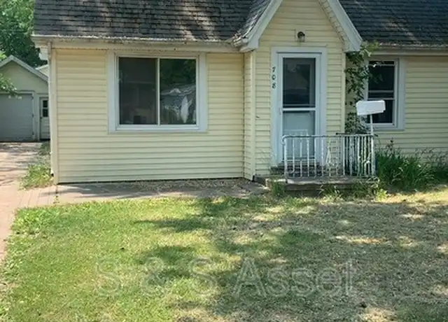 Property at 708 Fenton St, Lansing, MI, 48910, 2 beds, 1 bath, [object Object]