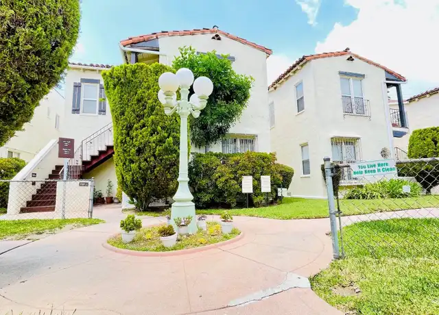 Property at 1505 3/4 12th Ave Unit 1501 1/2, Los Angeles, CA, 90019, 2 beds, 1 bath, [object Object]