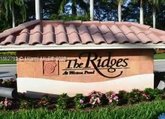 Property at 4302 Foxtail Ln Unit 4302, Weston, FL, 33331, 3 beds, 2 baths, [object Object]
