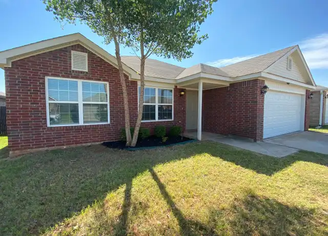 Property at 2912 Thompson Farm Ln, Yukon, OK, 73099, 3 beds, 2 baths, [object Object]