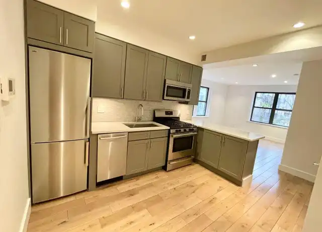 Property at 361 E 50th St Unit 2H, New York, NY, 10022, 3 beds, 1 bath, [object Object]