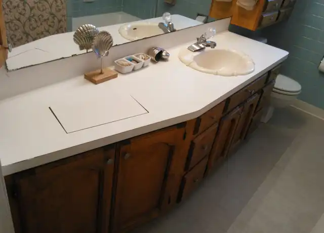 Property at 2241 14th St, Port Neches, TX, 77651, 3 beds, 2 baths, [object Object]