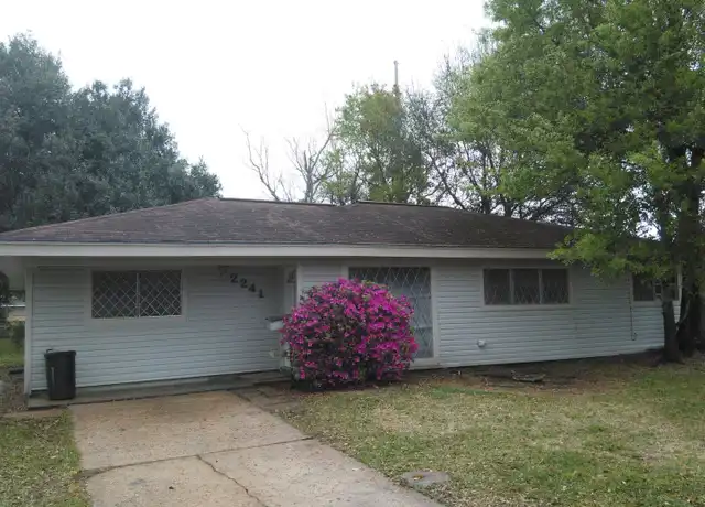 Property at 2241 14th St, Port Neches, TX, 77651, 3 beds, 2 baths, [object Object]