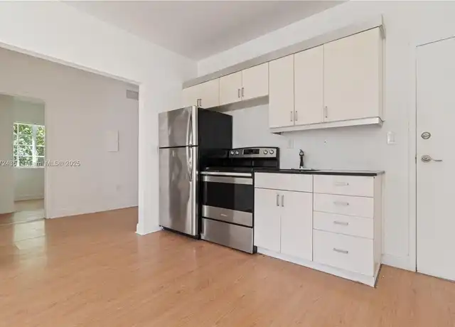 Property at 1219 Meridian Ave #4, Miami Beach, FL, 33139, 2 beds, 1 bath, [object Object]