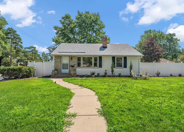 Property at 1401 Nevada Ave S, Minneapolis, MN, 55426, 3 beds, 1 bath, [object Object]