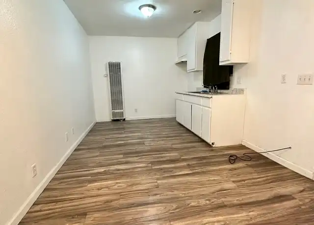 Property at 950 Clela Ave, Los Angeles, CA, 90022, 1 bed, 1 bath, [object Object]