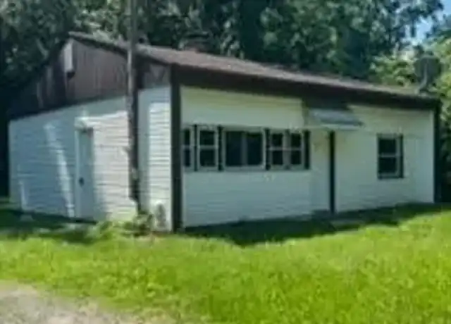 Property at 28 Crescent Dr, Browns Mills, NJ, 08015, 2 beds, 1 bath, [object Object]