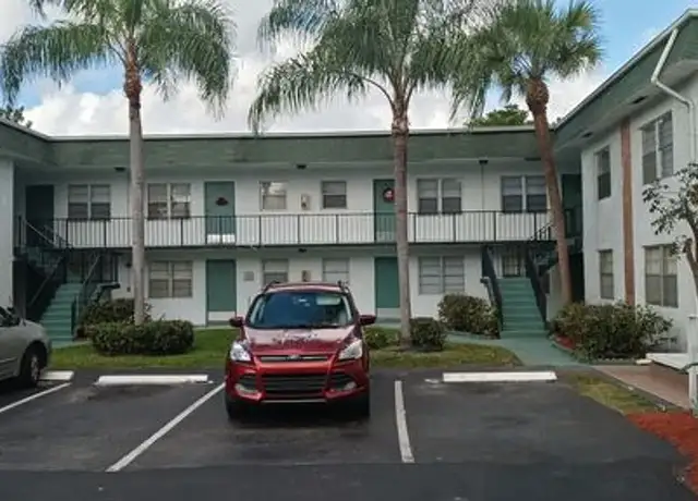 Photo of 7777 Pines Blvd, Pembroke Pines, FL 33024