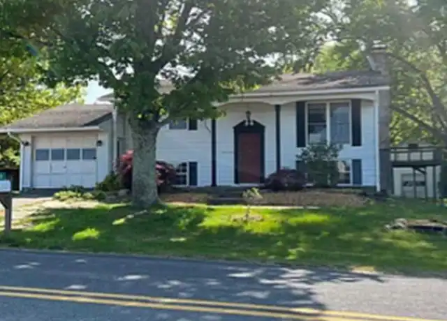 Property at 640 Fairview Rd, Dalton, PA, 18414, 4 beds, 2 baths, [object Object]