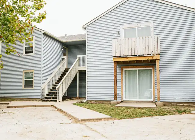 Property at 3421 W Zoo Blvd Apt 3, Wichita, KS, 67203, 2 beds, 1 bath, [object Object]
