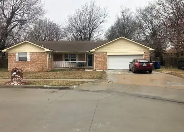 Property at 1220 N Elgin Ave, Tulsa, OK, 74106, 4 beds, 2 baths, [object Object]