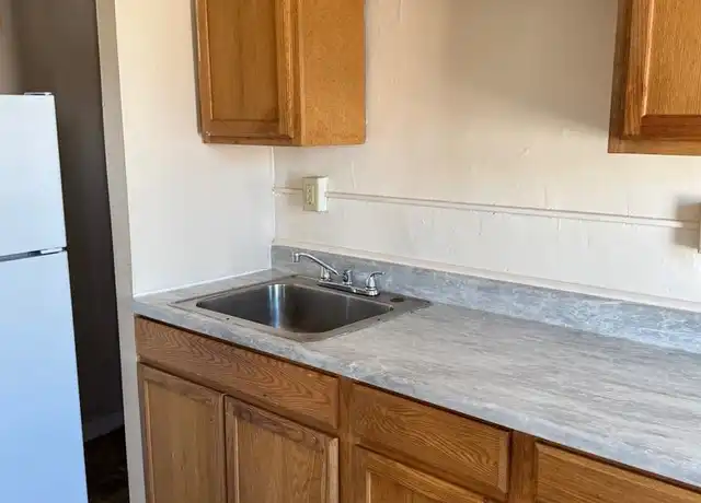 Property at 606 E Market St, York, PA, 17403, 1 bed, 1 bath, [object Object]