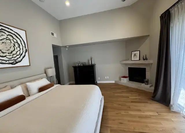 Property at 1059 S Sherbourne Dr, Los Angeles, CA, 90035, 2 beds, 2 baths, [object Object]
