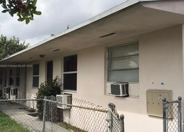 Property at 15940 NE 19th Pl Unit 2, North Miami Beach, FL, 33162, 1 bed, 1 bath, [object Object]