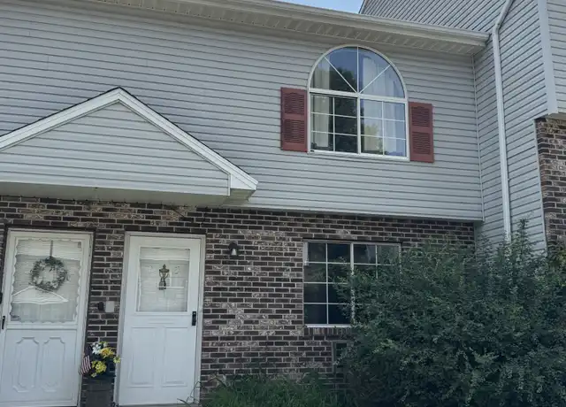 Property at 197 Pine Hill Rd Unit 7B, Thomaston, CT, 06787, 2 beds, 1.5 baths, [object Object]