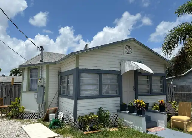 Property at 233 NW 5th Ave, Dania, FL, 33004, 1 bed, 1 bath, [object Object]