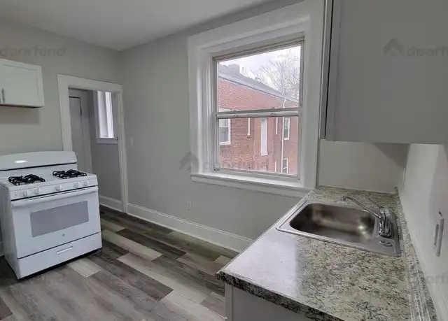 Property at 1002 Main St Unit 6, Worcester, MA, 01603, 1 bed, 1 bath, [object Object]