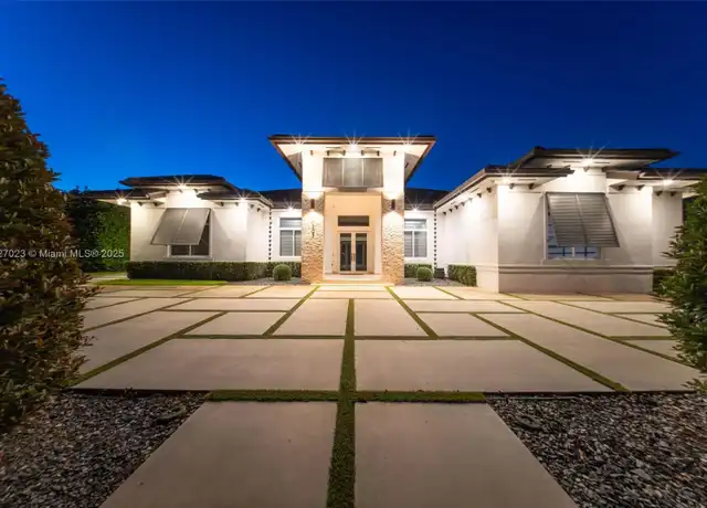 Property at 10203 SW 136th St, Miami, FL, 33176, 5 beds, 4 baths, [object Object]