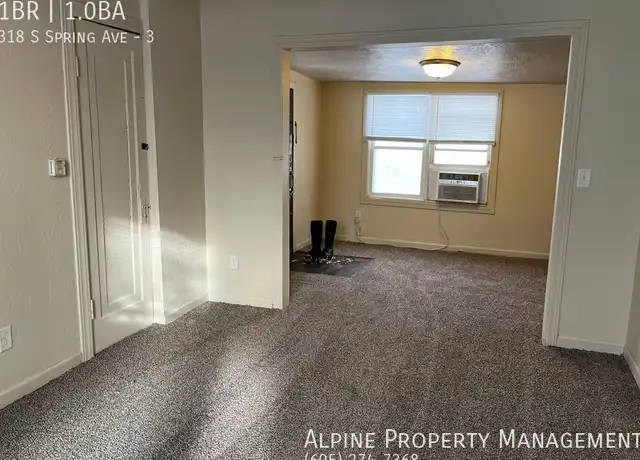 Property at 318 S Spring Ave Unit 3, Sioux Falls, SD, 57104, 1 bed, 1 bath, [object Object]