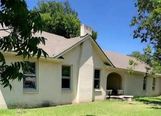 Property at 1050 W Dallas Ave, Cooper, TX, 75432, 4 beds, 2.5 baths, [object Object]