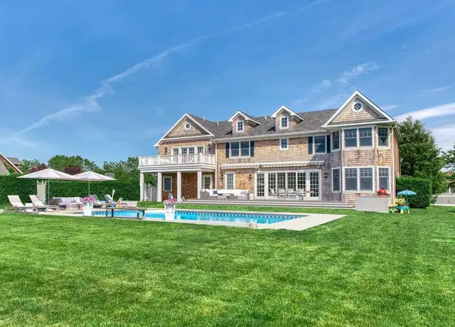 Property at 8 Millfarm Ln, Southampton, NY, 11968, 6 beds, 8 baths, Contact for Price