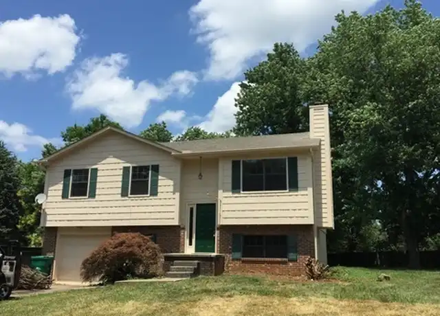 Property at 1830 Bishops Bridge Rd, Knoxville, TN, 37922, 4 beds, 2.5 baths, [object Object]