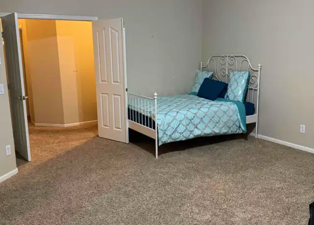 Property at 7879 W Kerry Ln, Glendale, AZ, 85308, 1 bed, 1 bath, [object Object]