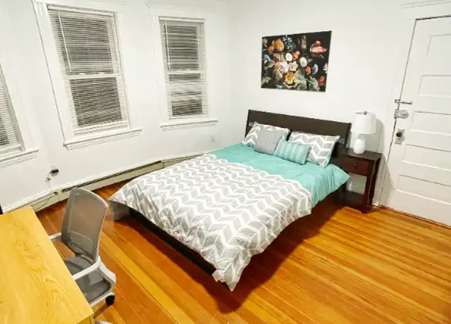 Property at 120 Columbia St Unit 1, Cambridge, MA, 02139, 1 bed, 1 bath, [object Object]
