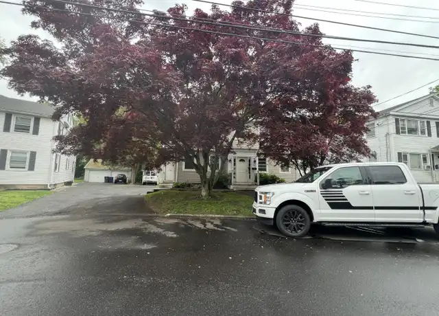 Property at 39 Grasso Ter, Bridgeport, CT, 06604, 4 beds, 1 bath, [object Object]