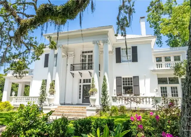 Property at 602 E Victory Dr, Savannah, GA, 31405, 10 beds, 4 baths, [object Object]