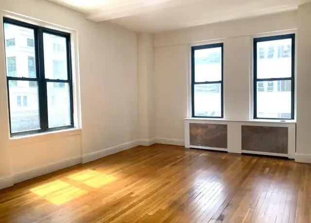 Property at 140 E 46th St, New York, NY, 10017, 0 beds, 1 bath, [object Object]