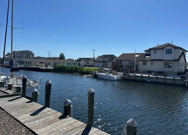 Property at 831 Anchor Dr, Forked River, NJ, 08731, 3 beds, 1 bath, [object Object]