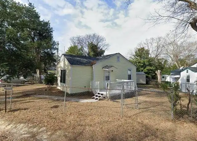 Property at 2829 English Ave, Columbia, SC, 29204, 2 beds, 1 bath, [object Object]
