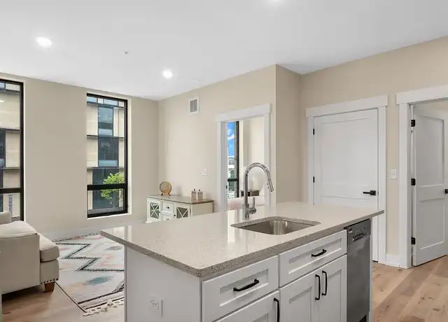 Property at Wealthy and Sheldon Apartments - 90 Wealthy St SE, Grand Rapids, MI, 49503, 1-2 bed, 1-2 bath, [object Object]