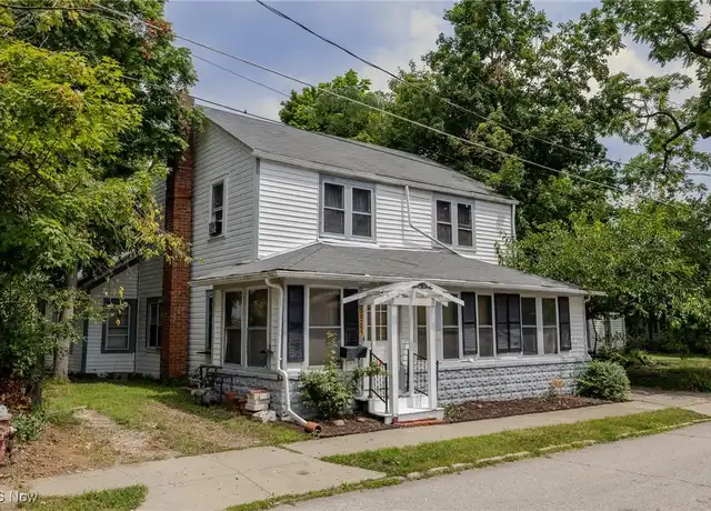 Property at 38257 Prospect St Unit 1, Willoughby, OH, 44094, 2 beds, 1 bath, [object Object]