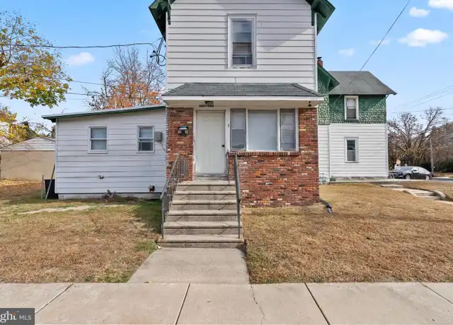 Property at 302 N Main St Unit 3, Glassboro, NJ, 08028, 4 beds, 1.5 baths, [object Object]