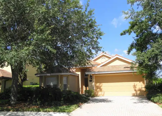 Property at 214 Winding River Trl, Bradenton, FL, 34212, 2 beds, 2 baths, [object Object]
