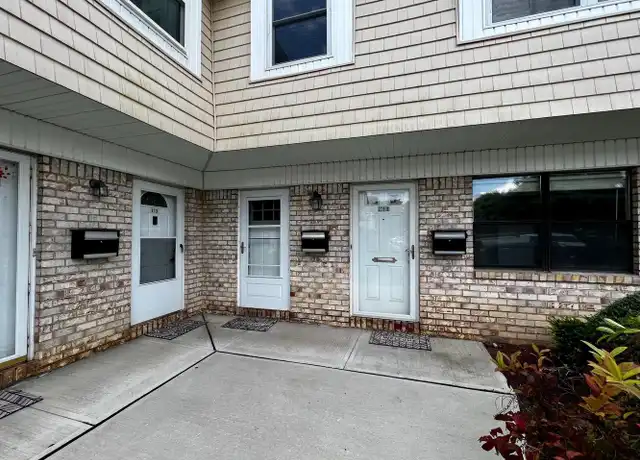 Property at 211 Silver Ct, Hamilton Square, NJ, 08690, 1 bed, 1 bath, [object Object]
