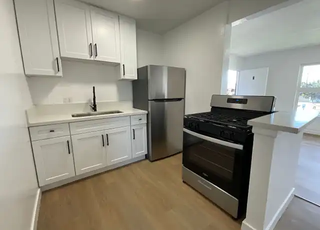 Property at 10651 Tibbs Cir Unit 5, Garden Grove, CA, 92840, 1 bed, 1 bath, [object Object]