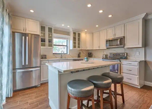 Property at 1251 S Federal Hwy, Boca Raton, FL, 33432, 2 beds, 3 baths, [object Object]