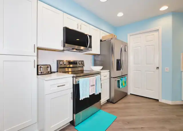 Property at 9100 Southmont Cv, Fort Myers, FL, 33908, 3 beds, 2 baths, [object Object]