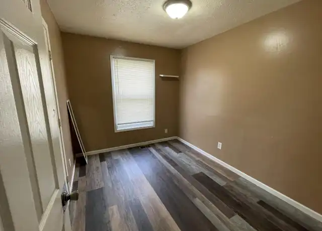 Property at 258 N Tacoma Ave Unit 3, Indianapolis, IN, 46201, 1 bed, 1 bath, [object Object]