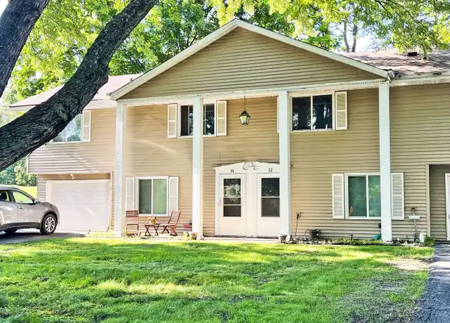 Property at 32 Woodpecker Ridge Rd, Excelsior, MN, 55331, 3 beds, 2 baths, [object Object]