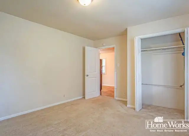 Property at 754 N Elmer St Unit D-1, South Bend, IN, 46628, 3 beds, 1 bath, [object Object]