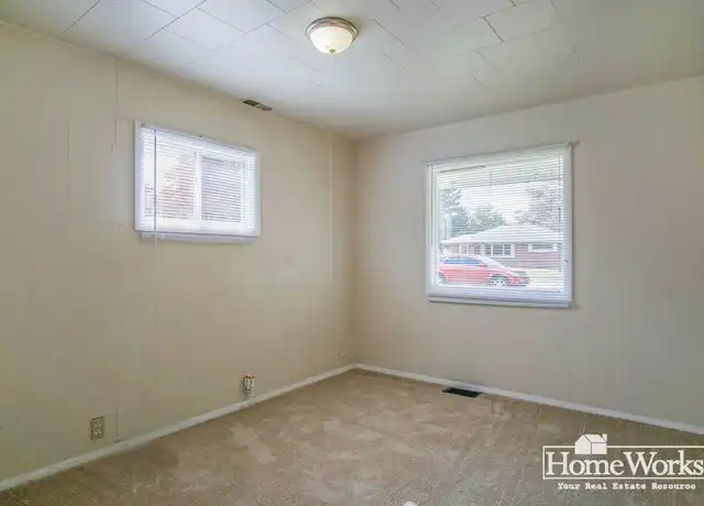 Property at 754 N Elmer St Unit D-1, South Bend, IN, 46628, 3 beds, 1 bath, [object Object]