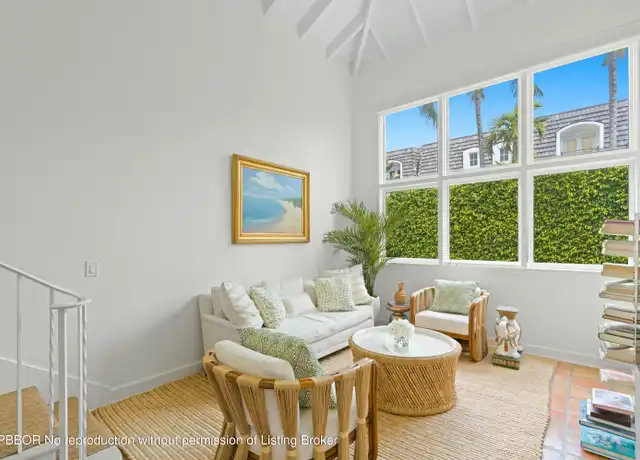 Property at 325 S Lake Dr #7, Palm Beach, FL, 33480, 2 beds, 1 bath, [object Object]