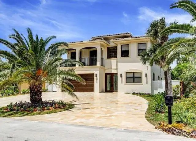 Property at 169 SE Wavecrest Way, Boca Raton, FL, 33432, 6 beds, 4.5 baths, [object Object]